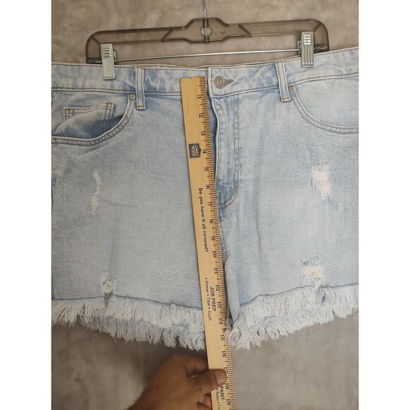 Celebrity Pink, Womens, Cut-off Shorts, Distressed, Frayed Hem, Blue, Size 17/33 - Picture 6 of 10